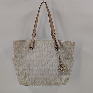 Michael Kors Jet Set Tote Vanilla